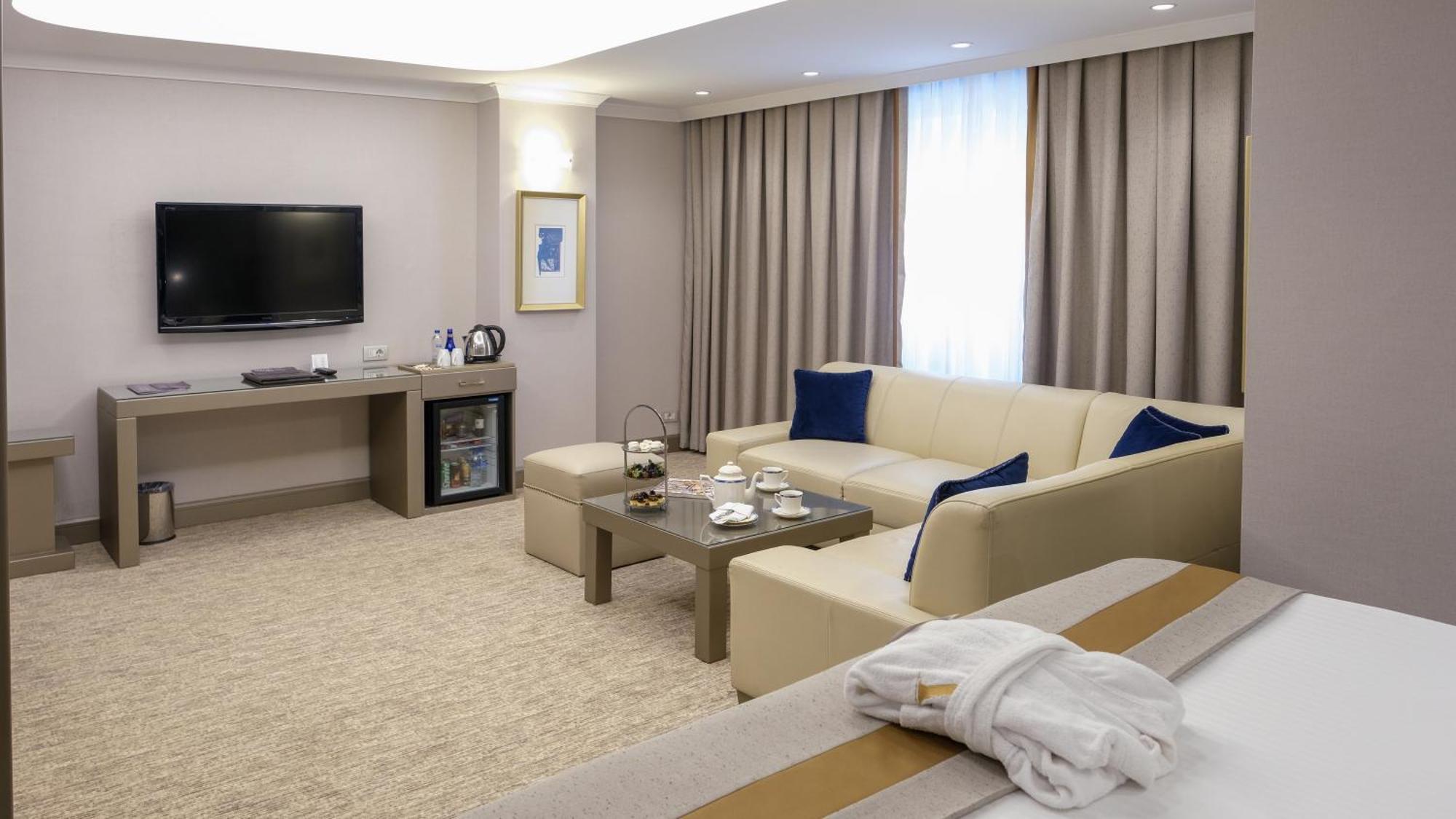 Altinel Ankara Hotel & Convention Center Exteriör bild