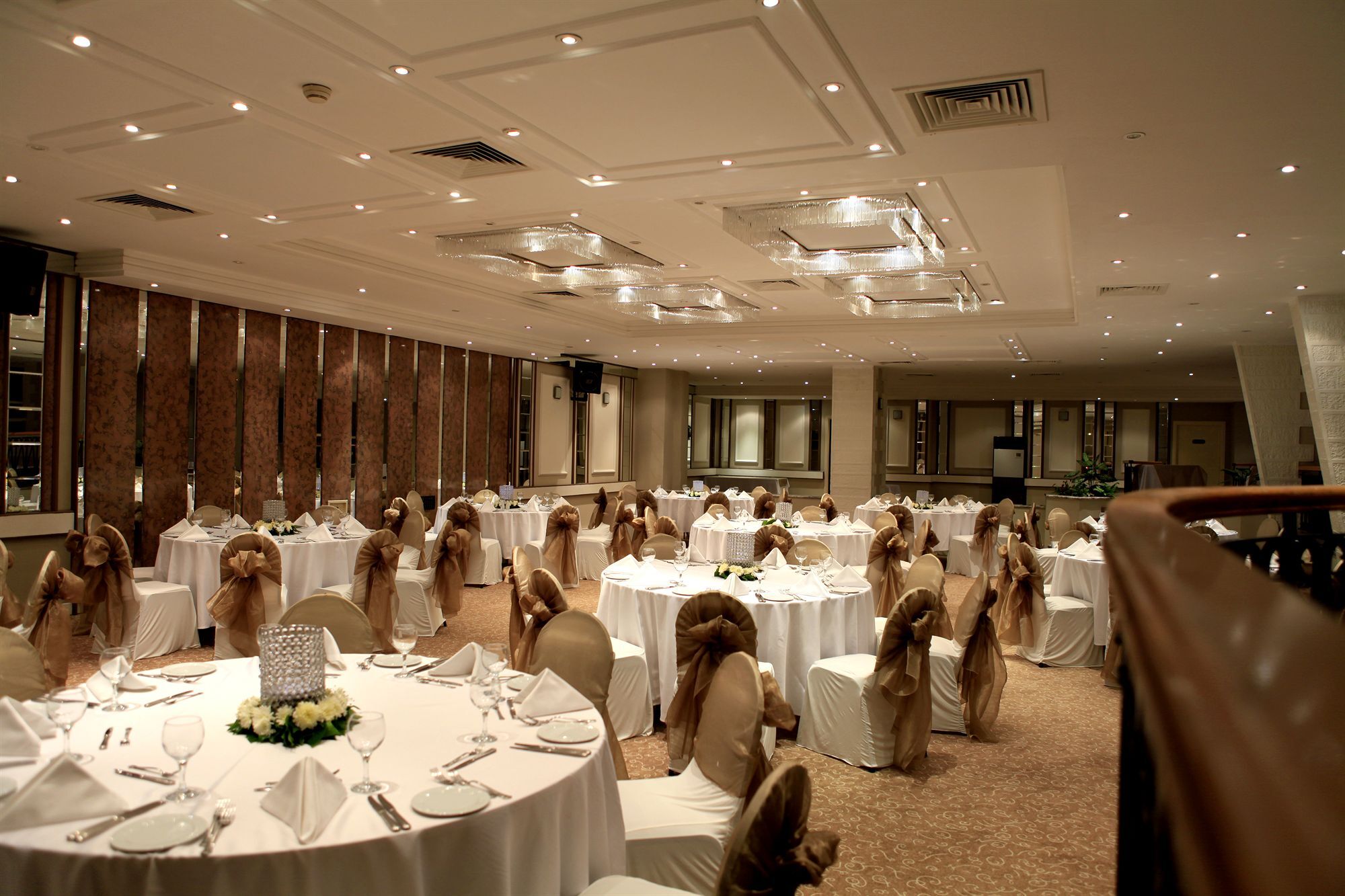 Altinel Ankara Hotel & Convention Center Exteriör bild